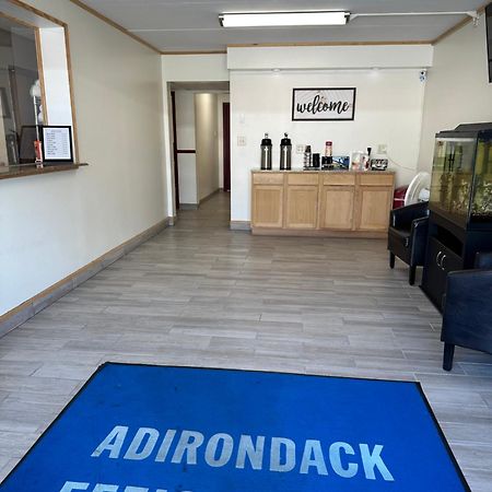 Adirondack Efficiencies Hotel Watertown Ngoại thất bức ảnh