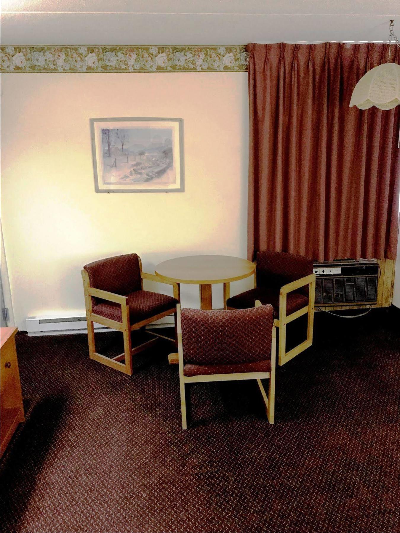 Adirondack Efficiencies Hotel Watertown Ngoại thất bức ảnh